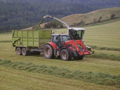 Tractor tires plough on after 2,500 hours
