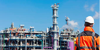 DuPont hikes fluoropolymer prices by up to 15%