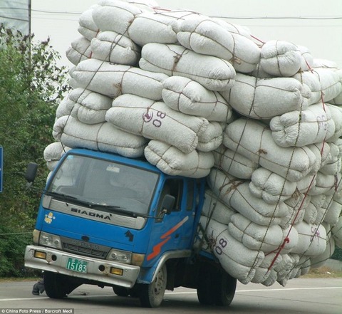 Overcapacity truck
