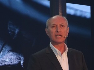 Launching the tire, Eduardo Minardi, executive chairman of Bridgestone EMEA, said: “Our revolutionary new technology will considerably contribute to road safety and give drivers additional peace of mind and convenience while on the road.”