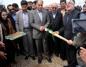  Iranian industries and mines minister breaks ground on Arya Hamoon Tire plant