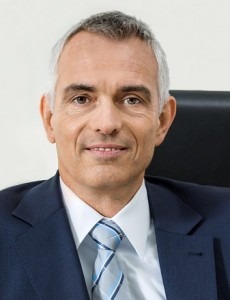  Joerg Boecking