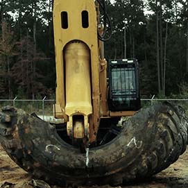 The Green Carbon system uses 75 percent of gas from tires in a special reactor, Titan said. Each 59.00R63 tire produces approximately 500 gallons of oil, 4,000 pounds of carbon black and 2,000 pounds of steel.