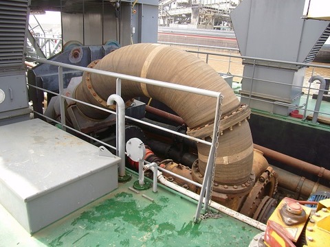 Trelleborg introduces pre-bend rubber dredging hose in China