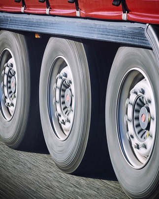 Commercial tire market to surpass €105bn by 2021