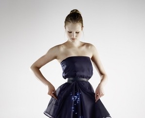  Dress made from the system, which comprises a flexible and formable film made of thermoplastic polyurethane.