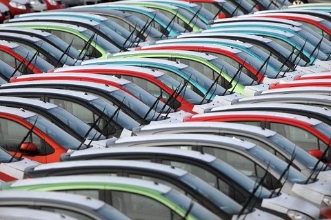 European car sales fall 7% on VW, UK slump