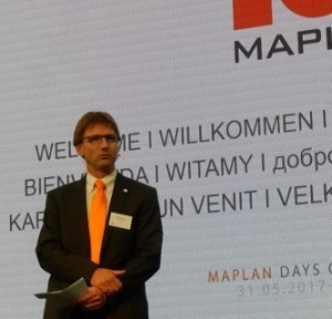 Nine months after a €12-million relocation of its entire operation to Kottingbrunn, just south of Vienna, rubber injection moulding machine maker Maplan is still firmly in expansion mode.