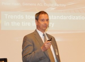 Haan cited how, by clicking on a plant representation, maintenance people could immediately see how a valve was connected, the last time it was operated and how it opened and closed. They could also view the automation representation for a mixing process, and look into the program but without changing it.