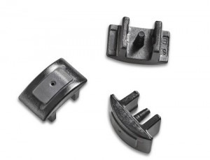 The electric Allrounder 470 A with a clamping force of 800 kN was equipped with an 8+8-cavity mould. The 30% fibreglass-reinforced PBT component was first injection moulded spruelessly via a hot runner and the pre-moulded part rotated in the mould via an indexing unit.