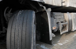 UK to consider placing ban on old tires