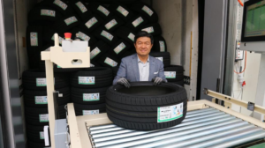  The first tire was ceremonially dispatched by Nexen Tire CEO Travis Kang on 24 April