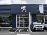 French car market falls 89% in April 