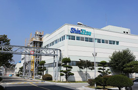 Shin-Etsu silicones business reports higher annual profits