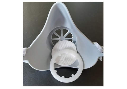 German auto supplier sets up production line for face masks 
