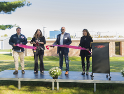 DuPont starts new medical elastomer mixers at US healthcare site